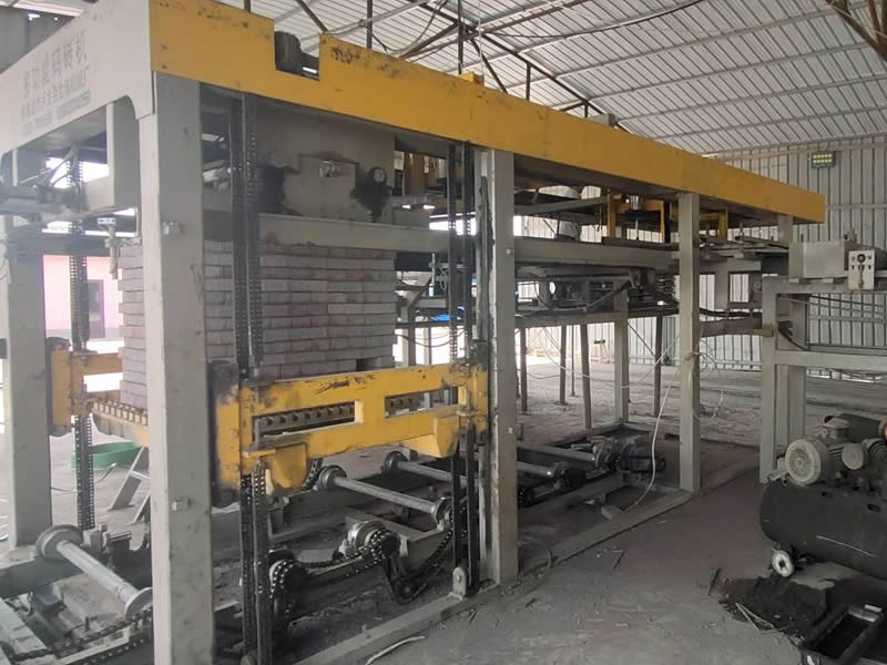 生產(chǎn)設(shè)備